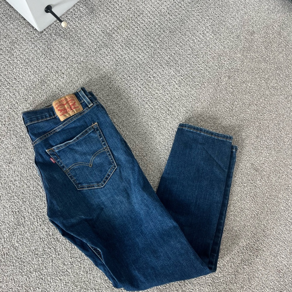 Levi jeans W 33 L 32